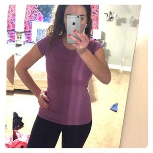 Lululemon workout shirt